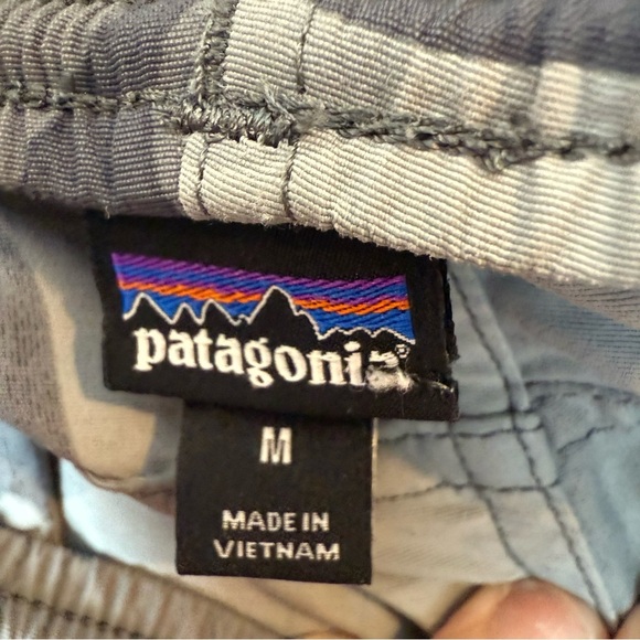 Patagonia Men's Gray Camouflage Hiking Pants - Picture 2 of 6